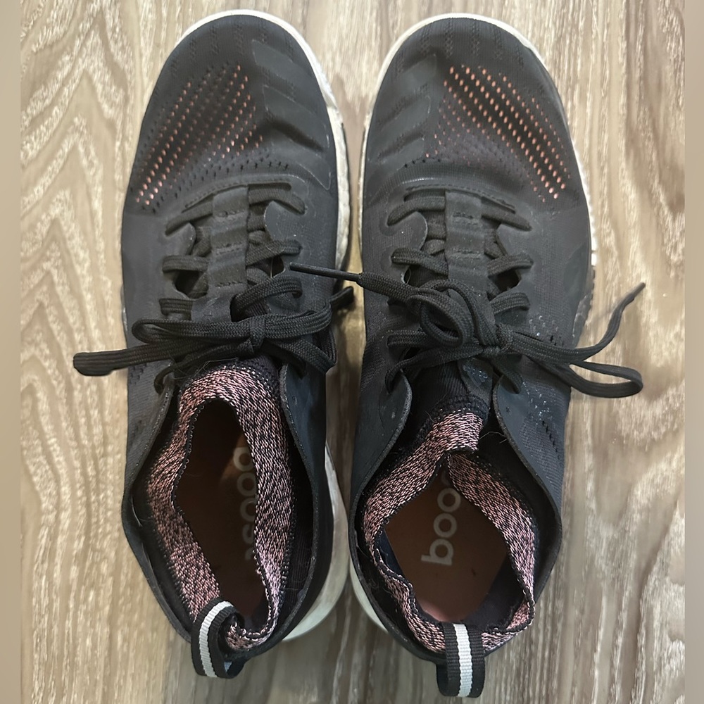 Adidas Crazytrain Boost Women’s Black and Pink with sock liner sz 8 women’s
